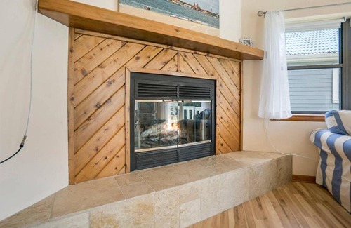 St. Augustine Beach House | Oceanfront Home Cozy Beach House BBQ Dogs OK
