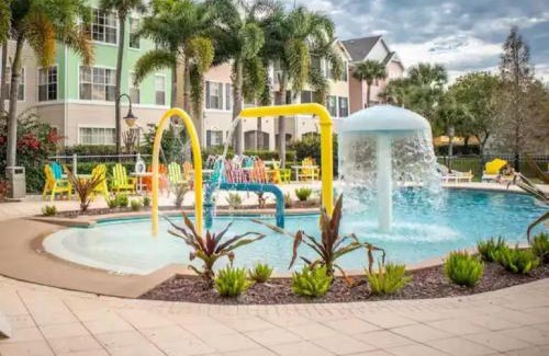 Kissimmee Apartment | October Weekly Rate 83 Dollars per Night - Free Disney Shuttle! Family Villa with Pool - 2 Beds, 2 Baths for 8 Guests - 3016