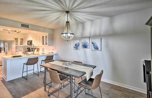 Ormond-by-the-Sea Condo | Ormond Beach Condo w/Balcony + Pool Access!