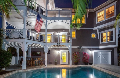 Anna Maria House | Paradise Point in Anna Maria