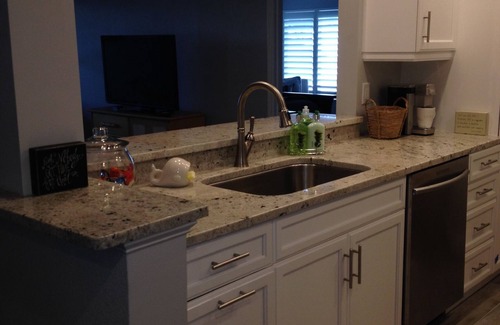 Pelican Bay Condo | Pelican Bay/Willowbrook/Walk to Beach