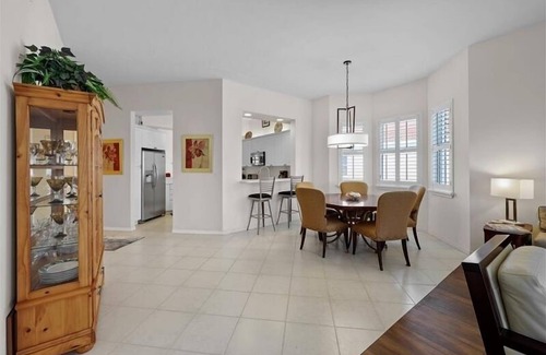 Vanderbilt Beach Condo | Penthouse 3 bedroom condo at Regatta - REG 2-PH01