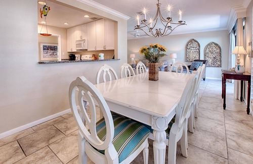 Sandestin Condo | Pet Friendly ~ Golf Cart~ Private Patio