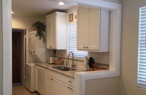 Mid Island House | Pet Friendly Home w/pool, Across from Beach