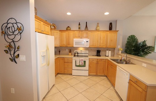 Clearwater Beach Condo | Pet Friendly! Waterfront, Pool, Hot Tub, Free Parking & Free Activities! ~ 403 Harborview Grande