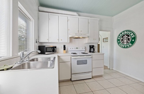 Cedar Key House | Pete's Retreat 3 bedroom 2 bath rental