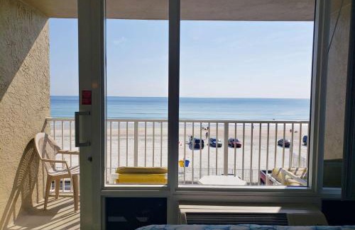 Daytona Beach Shores House | Pirates Cove Condo Unit #227