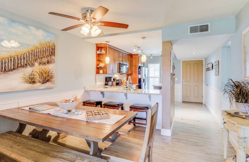 Point East Condo | Point East Paradise - Ocean & Pool View