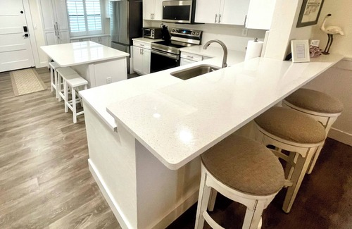 Sanibel Condo | Pointe Santo Gulf View Fully Remodeled Available Thanksgiving Week Veteran Rates