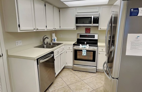 Sawgrass Condo | Ponte Vedra Breakers 651A | Luxury Oceanfront w. Sunroom