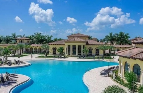 Venice House | Pool home with hot tub,Dog friendly, club house, weight room, and more