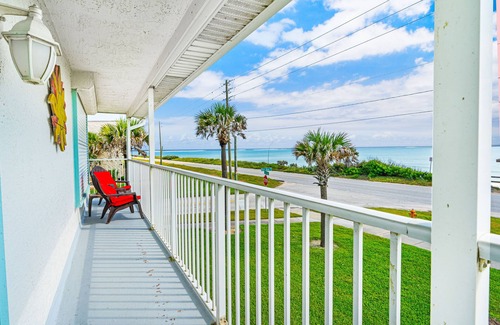 Ormond Beach Condo | POOL OPEN! Ocean Dunes Condo - Oceanfront - 1BR/1BA #127