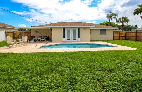 Venice Gardens House | Pool, Venice, Pop's Place