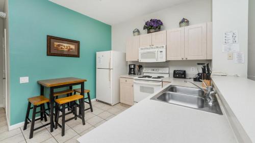 Windsor Palms House | PP8114 Windsor Palms Resort Vacation Townhome - includes resort clubhouse amenity access