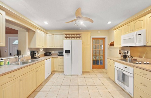 Coquina Gables House | Private home 2 blocks to ocean, 2 Car Garage, Sun Splashed Deck, fenced in yard.