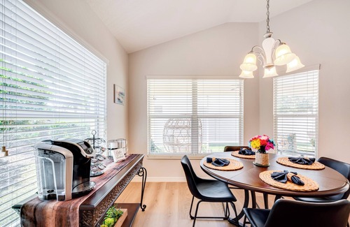 St. Charles House | Private Lanai & Pool Access: Home in the Villages!