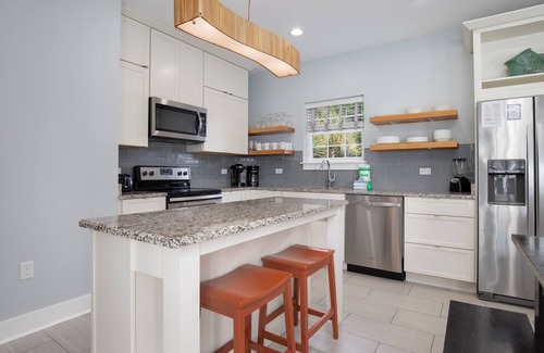 Crystal Beach House | Private Pool ~ Balcony ~Guest House ~ Outdoor Lounge and Seating Area
