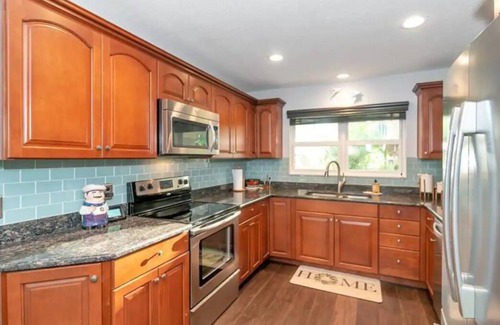 Clearwater House | Private Pool Home, Monthly Stays, Work or Play
