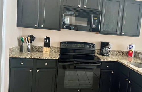 Sandy Ridge House | Private Pool Retreat Near Disney 2 Master Suites + Game Room