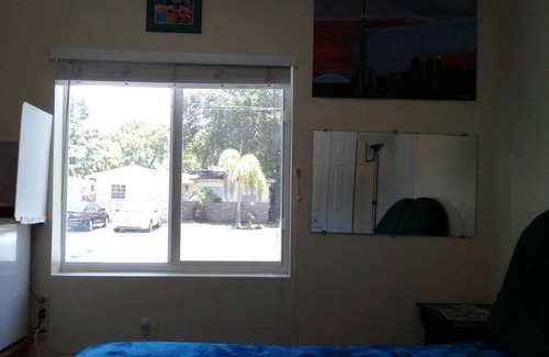 Hallandale Beach Resort | Private room ∙ 5 guests