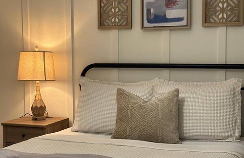 Davenport Resort | Private room ∙ 2 guests
