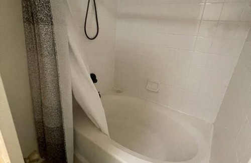 Bonita Springs Resort | Private room ∙ 1 guest
