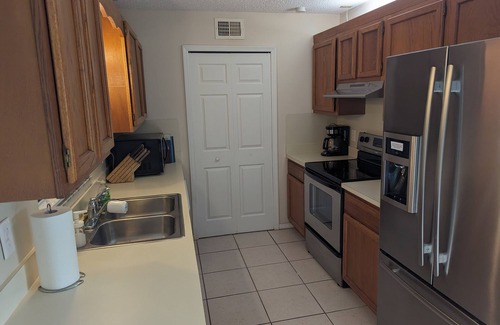 Port Saint Lucie House | Quiet neighborhood, short drive to the best of Treasure Coast!
