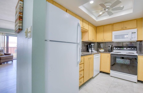 Cocoa Beach Condo | Relax in Style Beachy Oceanfront Condo with Pool and Pier Access