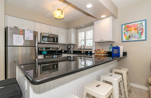 Holmes Beach House | Relax, recharge, repeat—AMI style