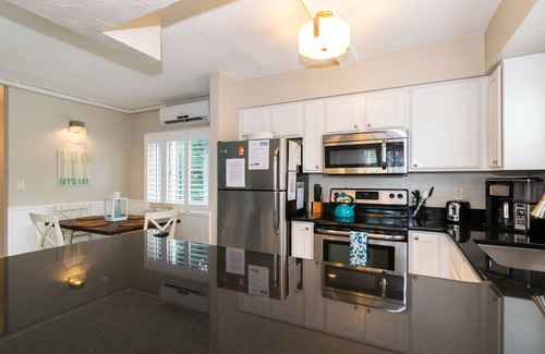 Holmes Beach House | Relax, recharge, repeat—AMI style