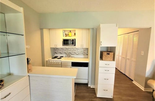 Marco Island Condo | Renovated and Ready.Studio Condo in lovely Island Resort Complex.Close to