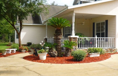 Floral City Hotel | Rock Pointe Ranch