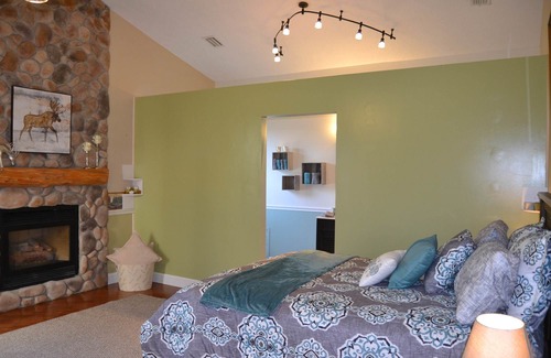 Floral City Hotel | Rock Pointe Ranch