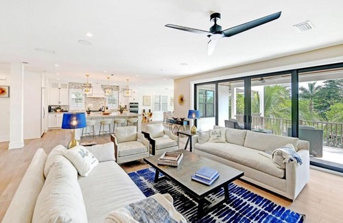 Anna Maria House | Sail Away by AMI Locals