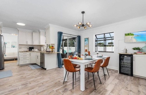 Bonita Springs House | Sandy Haven * explore, beach, pool, wine and dine!