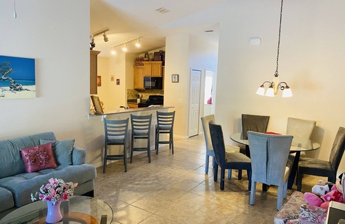 Sandy Ridge House | SandyRidge Five bedroom villa pool and spa home with no rear neighbors
