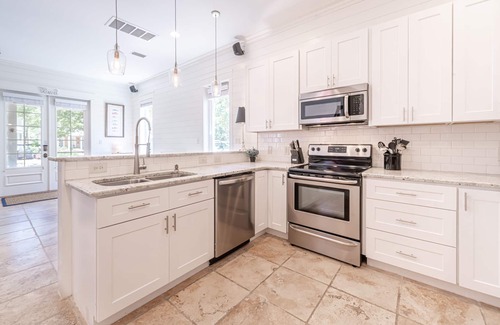 Sandestin House | Screened Porch ~ Bunk Room ~ 6-Seat Golf Cart ~ Bayside Gated Resort