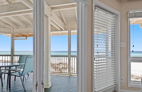 Crystal Beach House | Sealoft 201