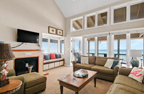 Crystal Beach House | Sealoft 201