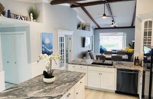 Vanderbilt Beach Villa | Seascape Villa with Private Pool