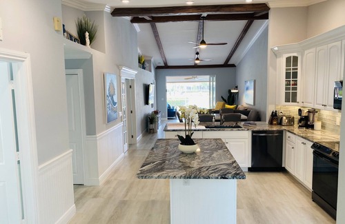 Vanderbilt Beach Villa | Seascape Villa with Private Pool