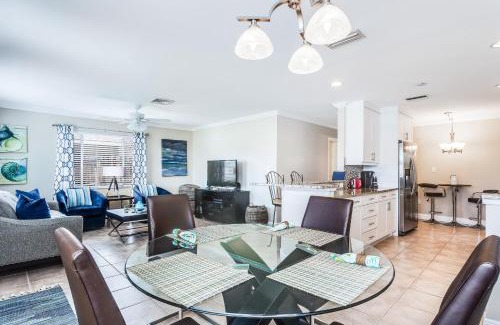 Naples Park House | Secret Splash