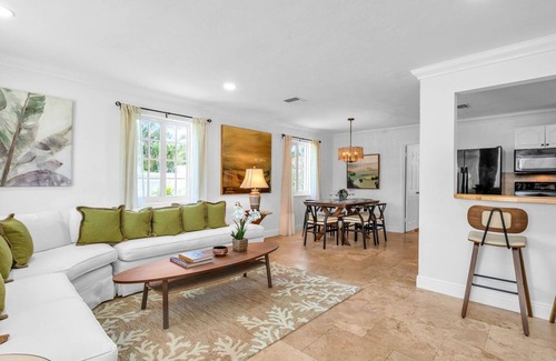 Southside House | Serene Getaway Near Golf Club + Fire Pit!