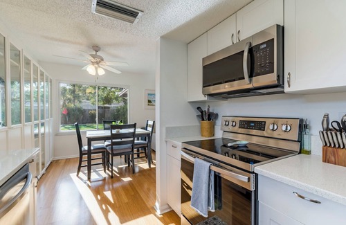 Sarasota Springs House | Serene Pool Oasis w/put put golf in central location