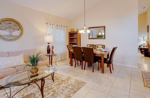 Sandy Ridge House | Shamin Sunnyside Villa