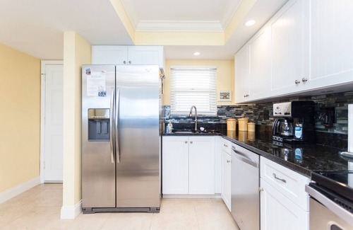 Daytona Beach Shores Condo | Shores Club 505 | Oceanfront Condo w Pool, Tennis, Balcony + Beach Access