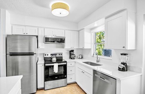 Anna Maria House | Short stays available! Located on North End of Island.