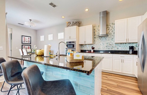 Reunion House | Snowbird-friendly home with private pool, patio, game room & high-speed WiFi