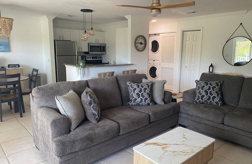 Laurel Park Condo | Snowbird’s Paradise with Hot Tub, Heated Pool & Dock