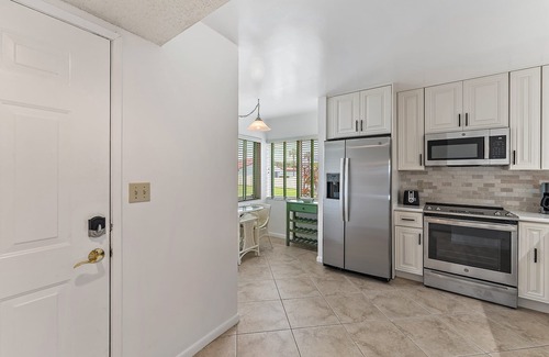 Sea Palms Apartment | Spacious 2BR 2BA apartment close to the beach